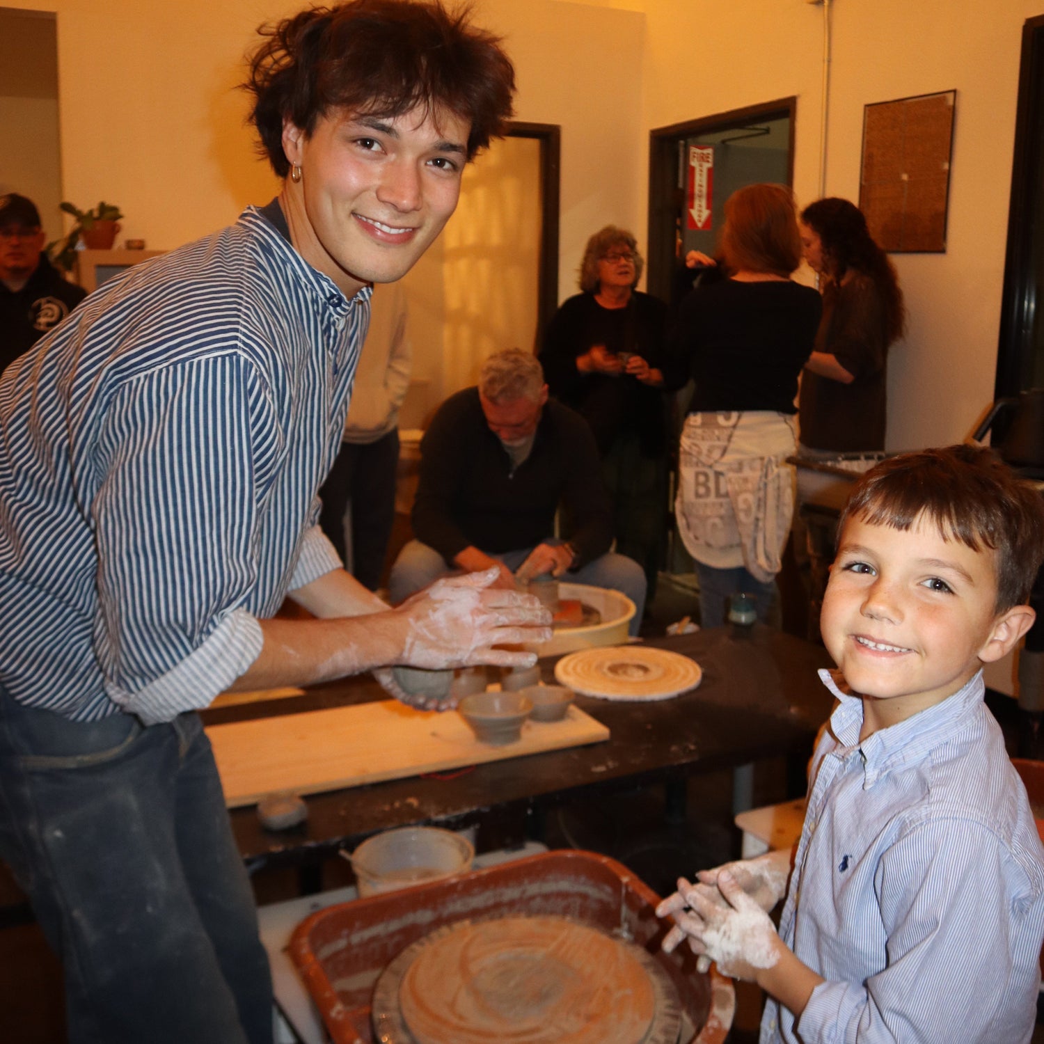 Pottery Lesson on the wheel